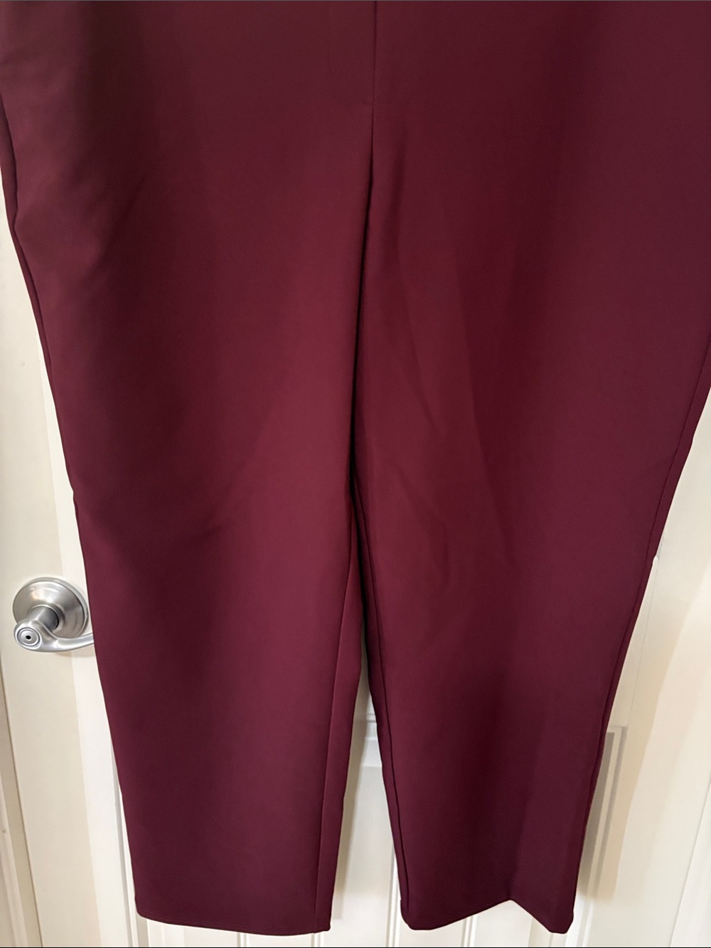 NWT Nine West Cropped Pull-On Pants in Deep Burgundy - Picture 3 of 12